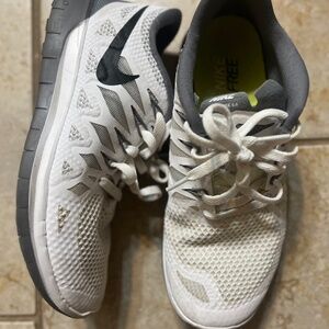 Women’s Nike Free 5.0 shoes